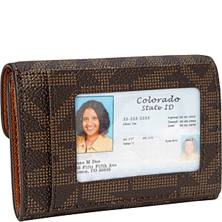 Signature Saffiano Coin Purse